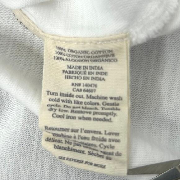 New Faherty Sunwashed V Neck Tee in White Organic Cotton - Picture 8 of 8